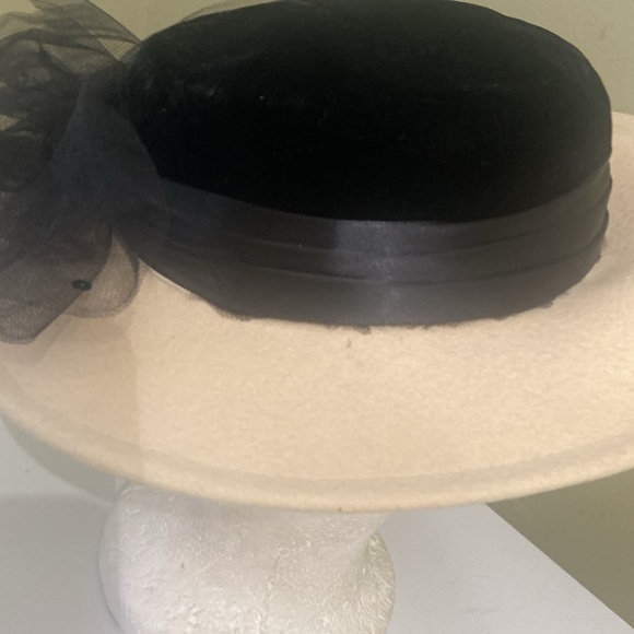 Cute Ivory Wool Church Dress Hat by Plaza Suite main image 4
